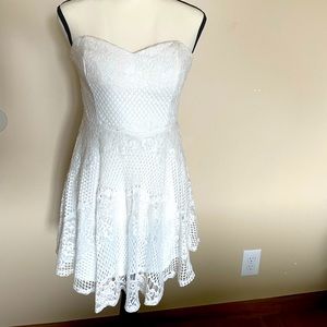 Forever 21 Strapless Lace Mini Dress